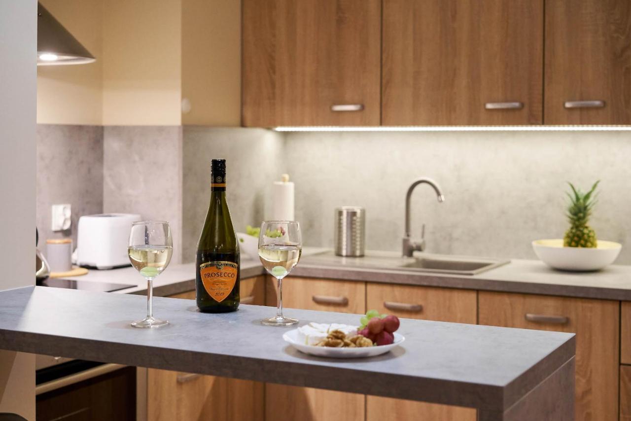 Apartament Ceglany - Centrum, Prywatne Miejsce Parkingowe, Klimatyzacja Кельце Екстер'єр фото